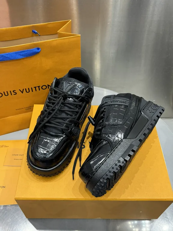 Louis Vuitton Shoe 